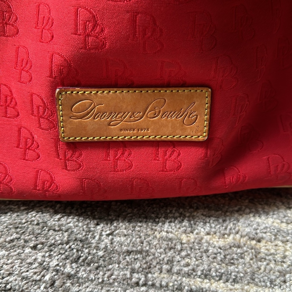 GUC Dooney Burke Red twill tote - Picture 3 of 7